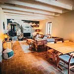 La Truffe Rose Villa *